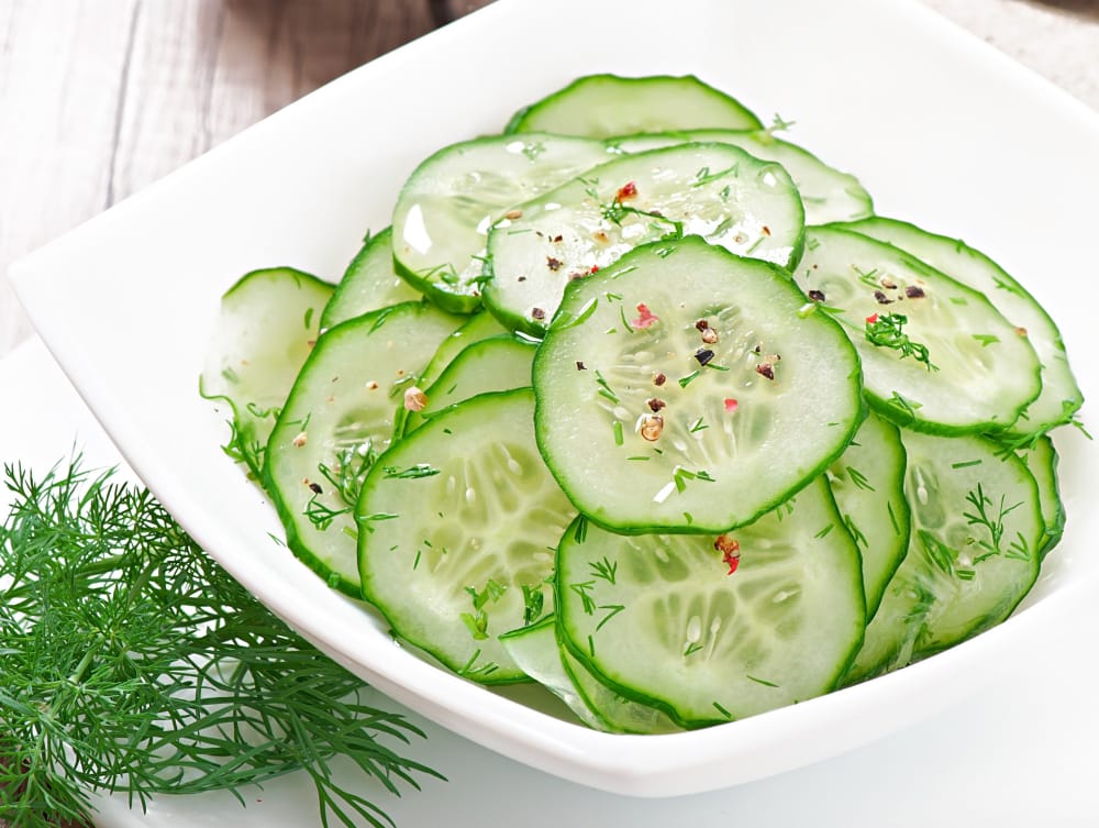 खीरा खाने के अद्भुत फायदे: बनाएं अपने गर्मी के दिनों को और भी फ्रेश और एक्टिव।