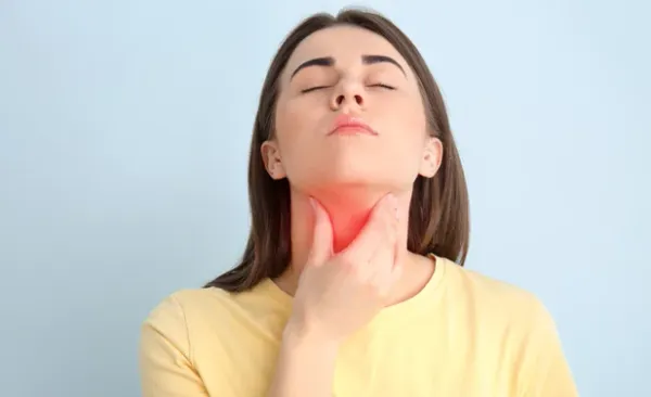 How To Treat Sore Throat Naturally